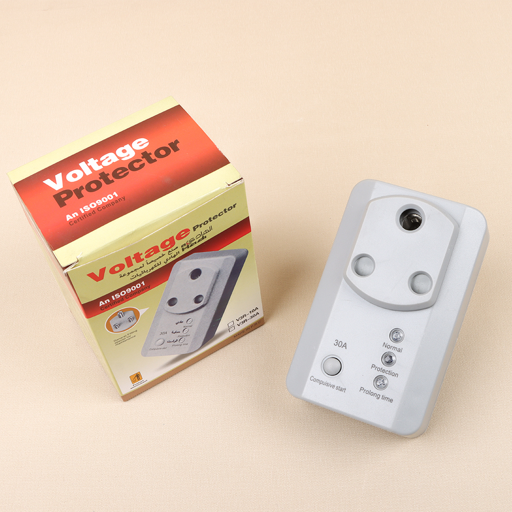 واقي جهد كهربائي (Voltage Protector) بمقبس عالمي