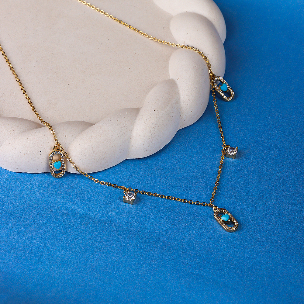 سلسال ذهبي بحليات فيروزية