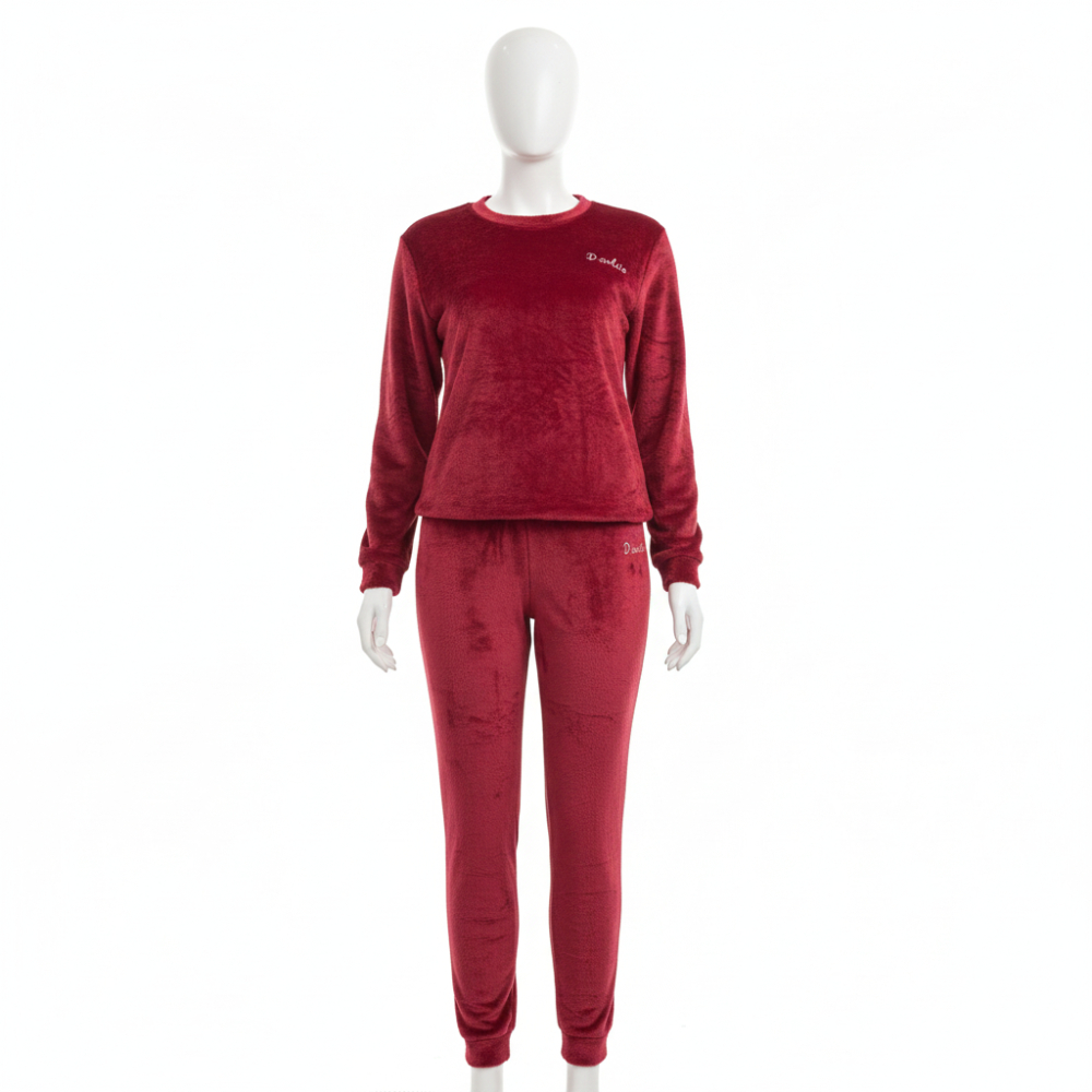 طقم بيجامة شتوية مخملية فاخرة