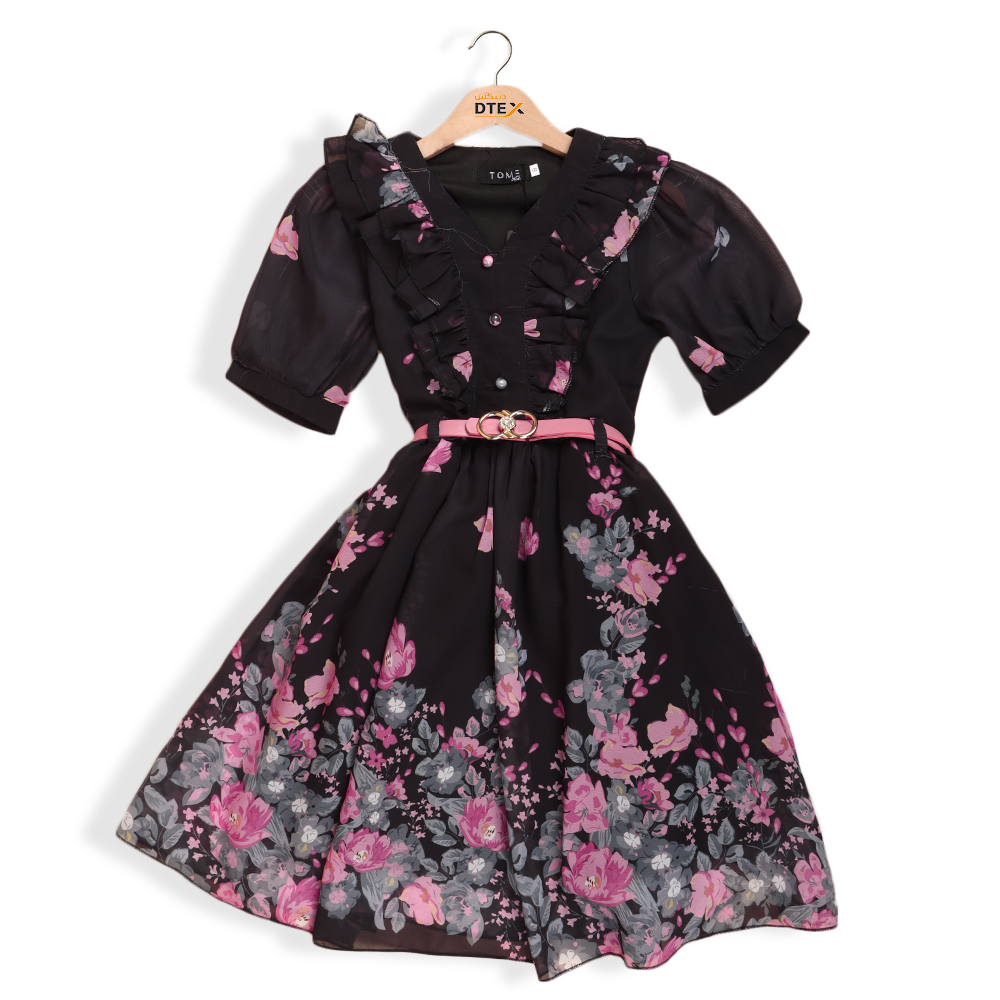 فستان زهري داكن بنقشة ورود راقية