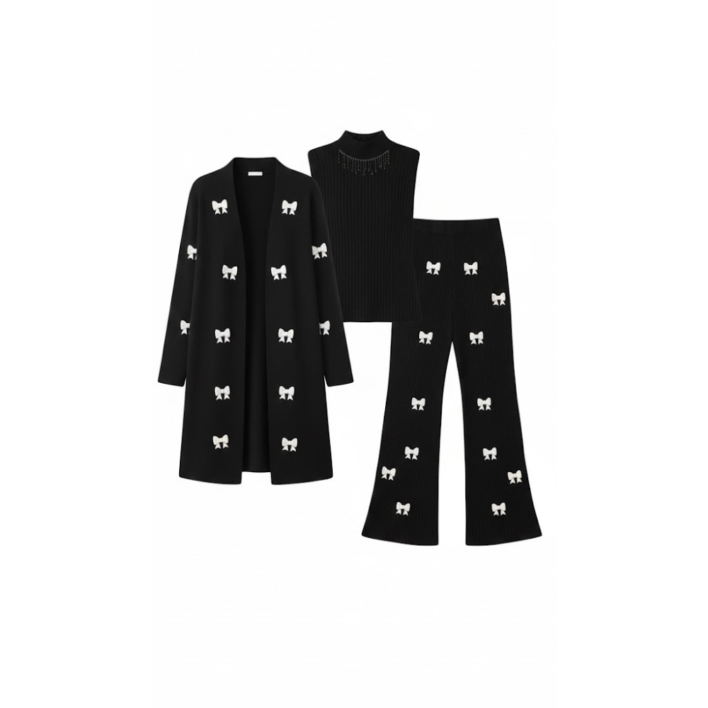 طقم نسائي من ثلاث قطع مناسب لجلسات الشتاء