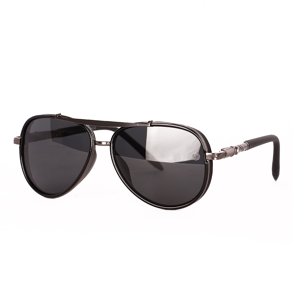 نظارة شمسية بعدسات داكنه