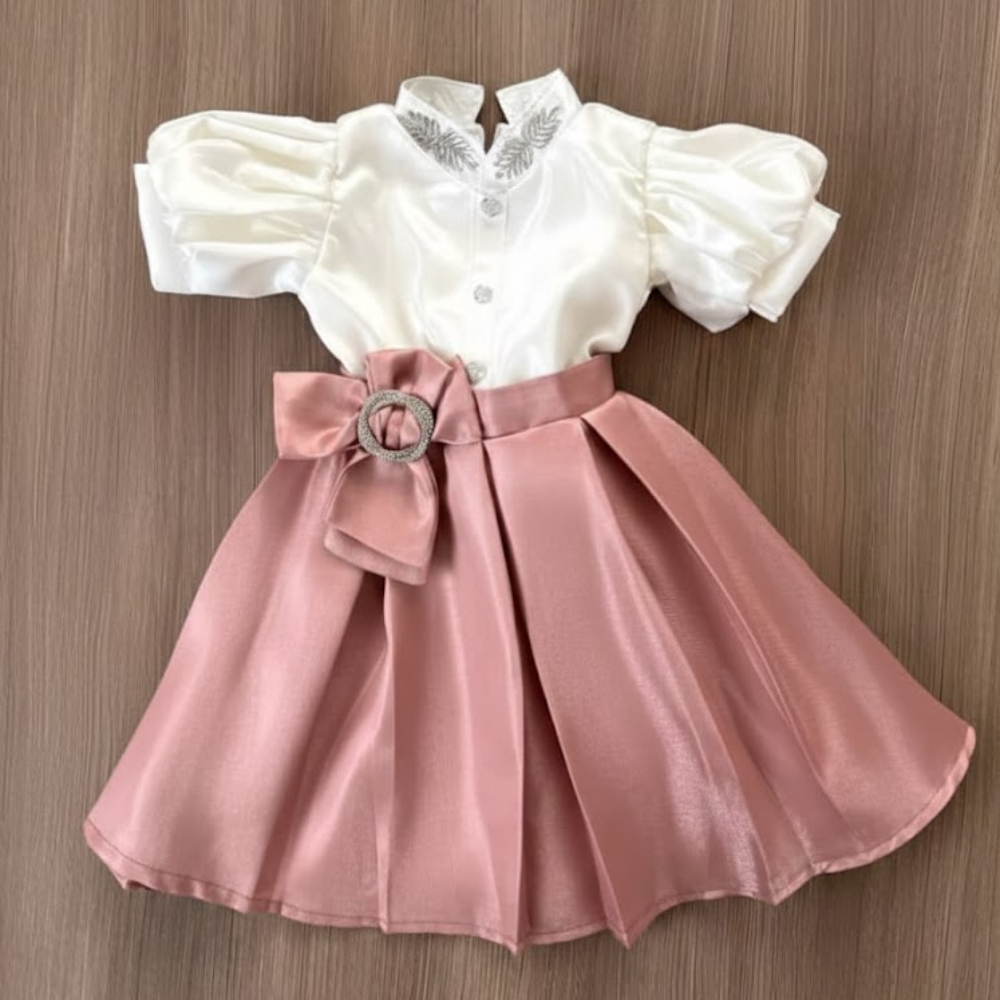 فستان بقماش الساتان 