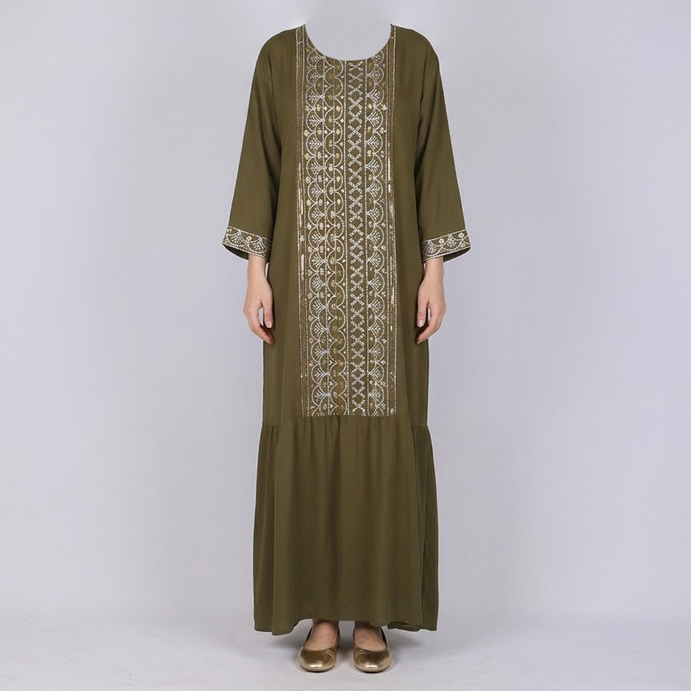 جلابية نسائية مطرزة بنقوش رقيقة 