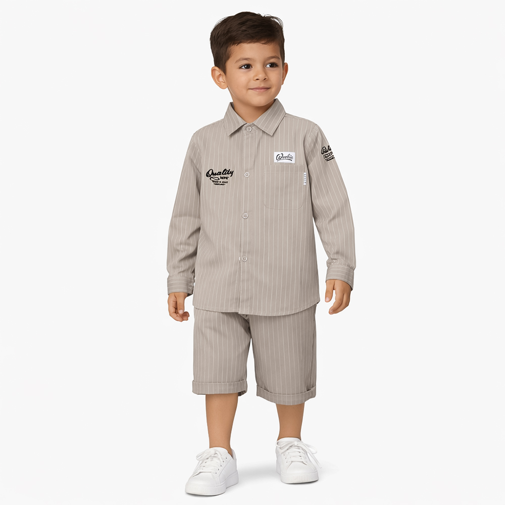  طقم أطفال ولادي مخطط قميص مع شورت