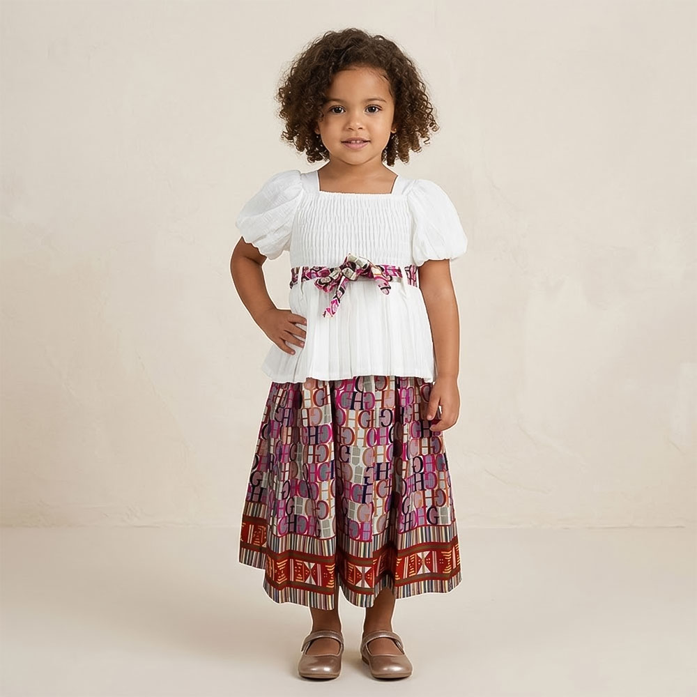 طقم بناتي أنيق ومميز