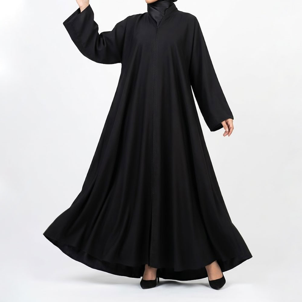 عباية أنيقة بقصة واسعة