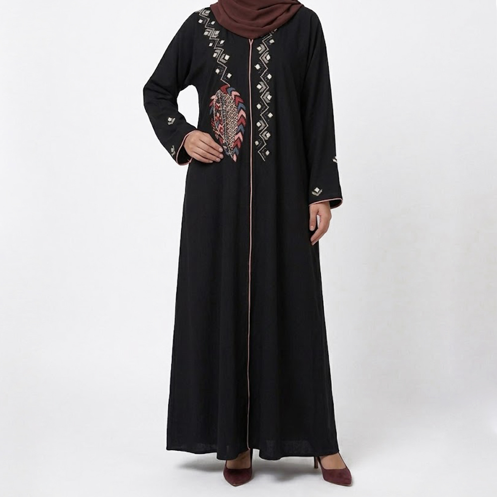 عباية بتطريز أنيق