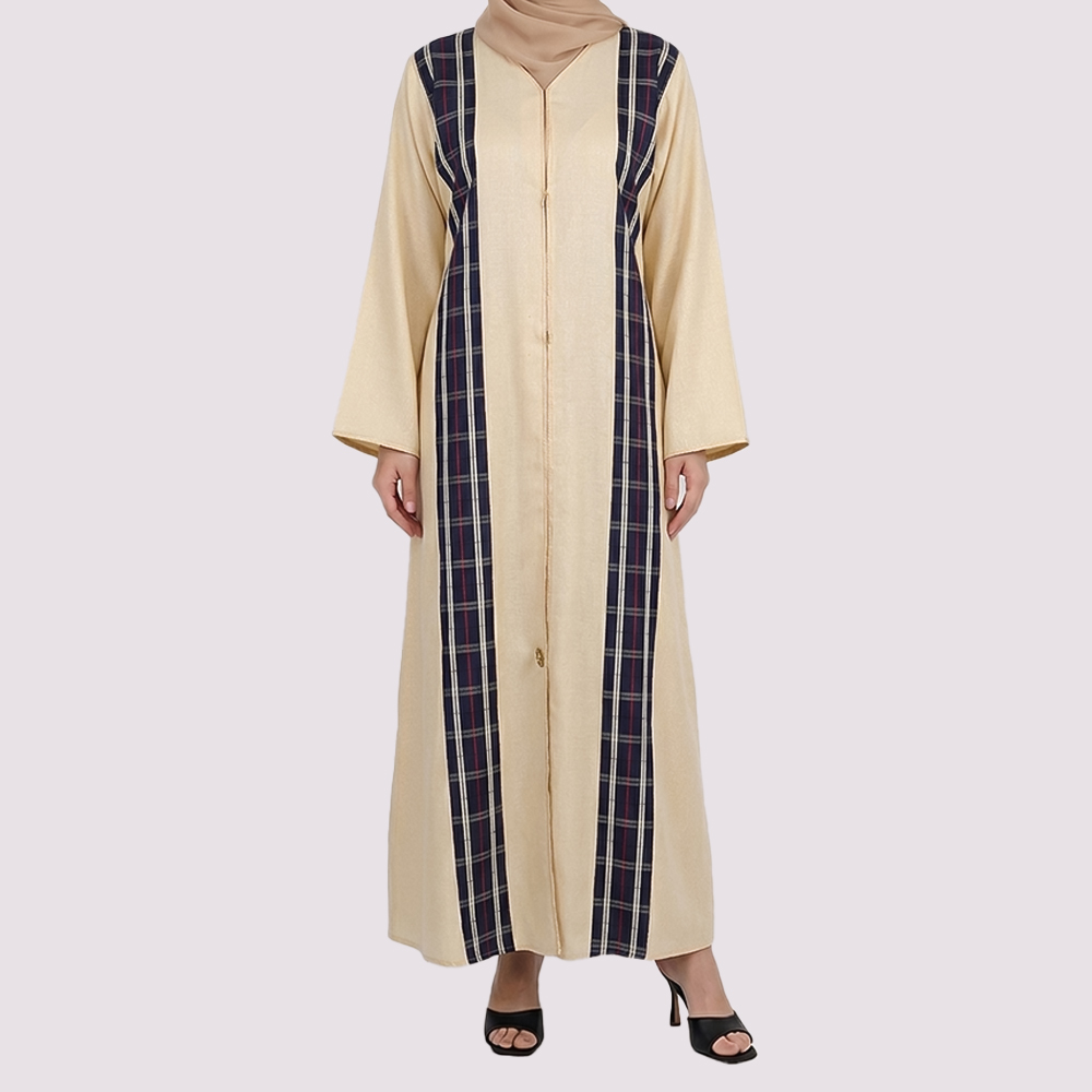 عباية نسائية أنيقة بتفاصيل كاروهات