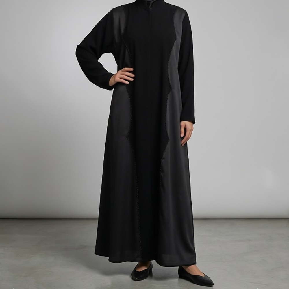 عباية نسائية بتصميم عصري أنيق