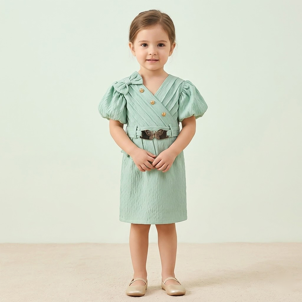 فستان بناتي بأكمام منفوخة و كسرات ممتدة