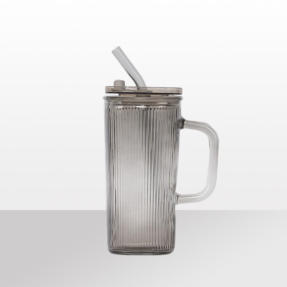 كوب زجاجي مخطط بغطاء وشفاط